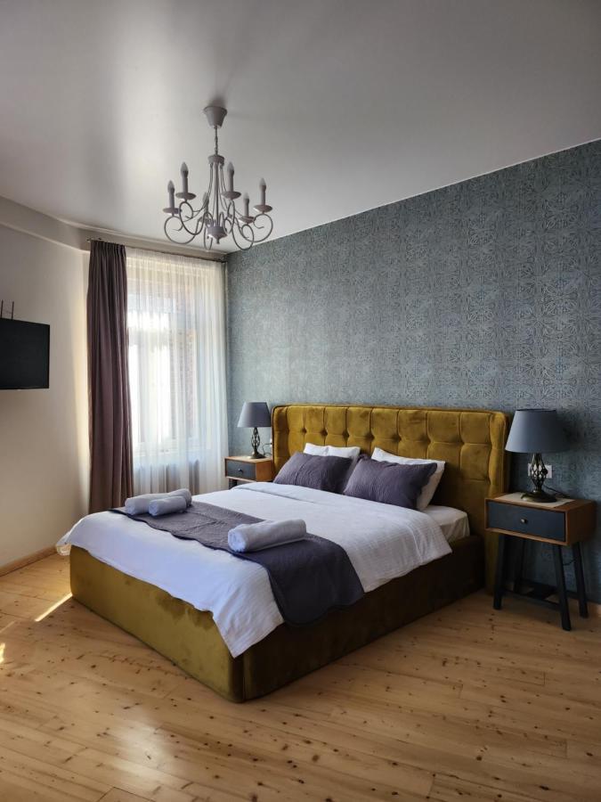Old Gold Anteon Apartment Тбилиси Екстериор снимка