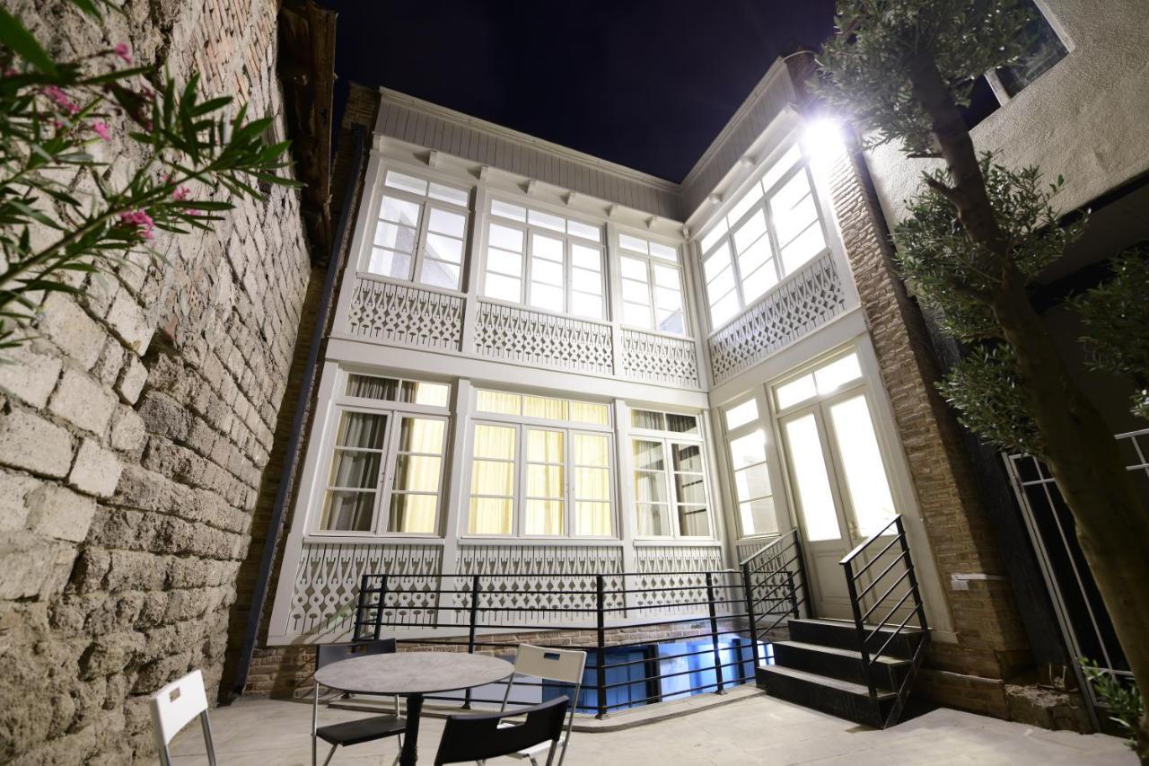 Old Gold Anteon Apartment Тбилиси Екстериор снимка