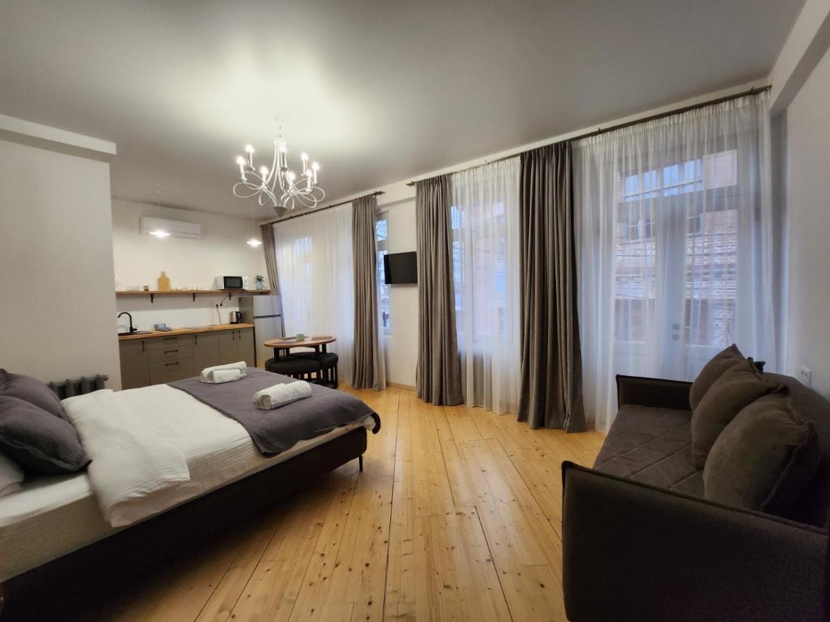 Old Gold Anteon Apartment Тбилиси Екстериор снимка