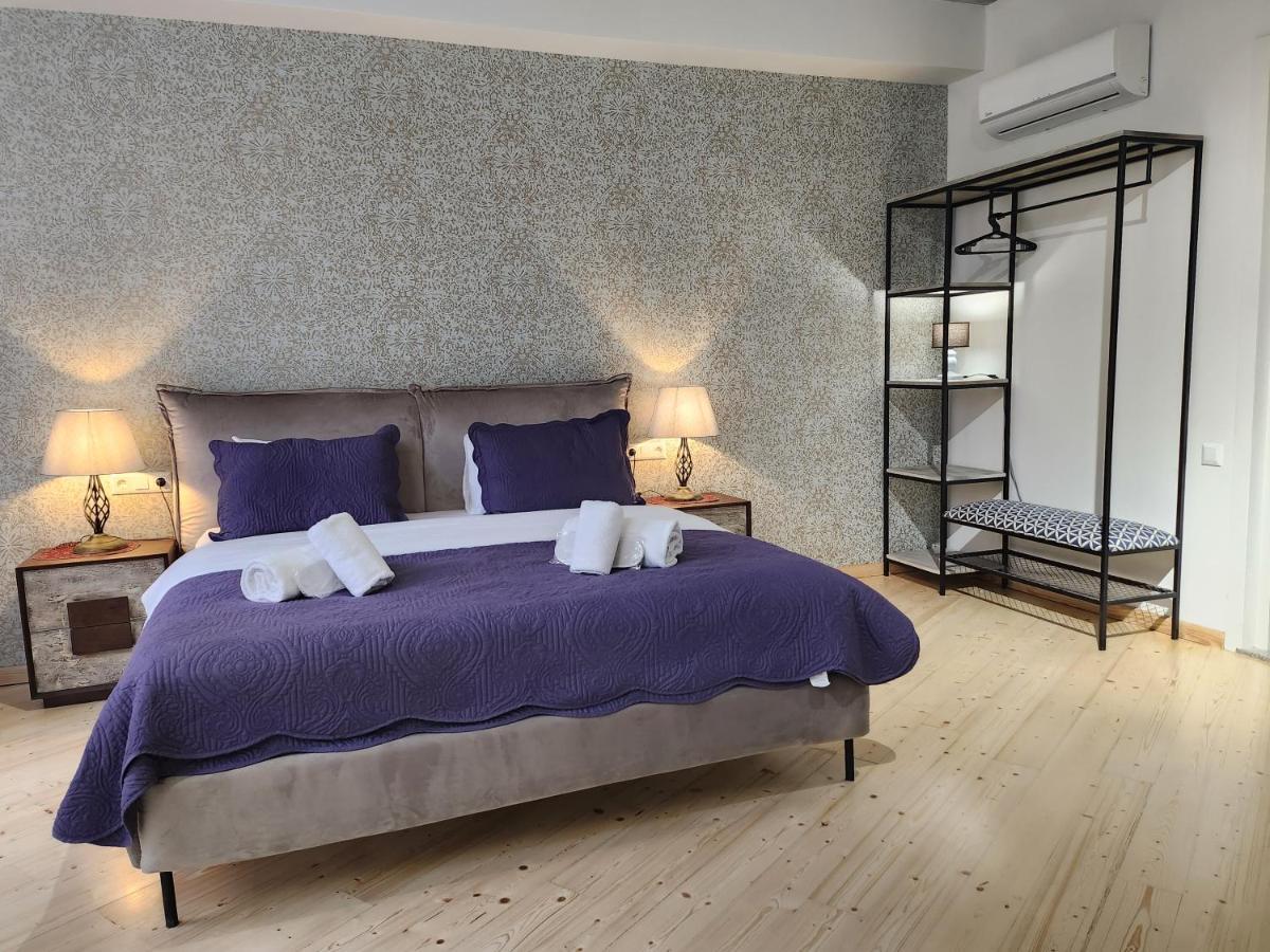 Old Gold Anteon Apartment Тбилиси Екстериор снимка