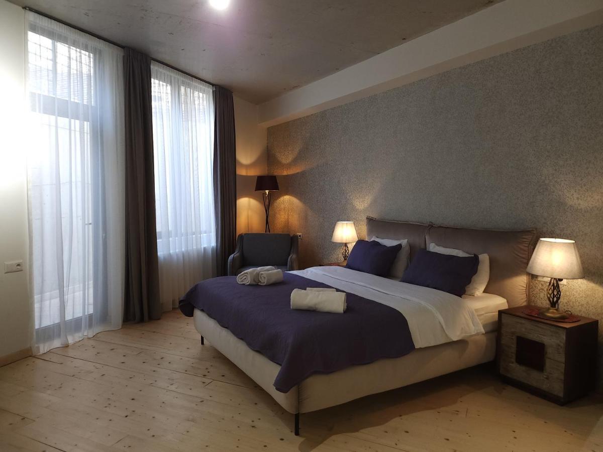 Old Gold Anteon Apartment Тбилиси Екстериор снимка