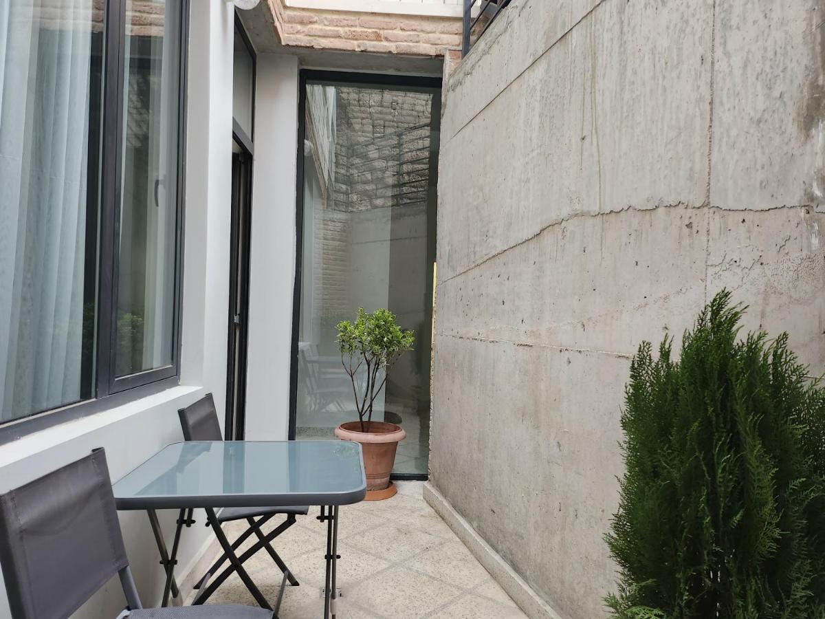 Old Gold Anteon Apartment Тбилиси Екстериор снимка
