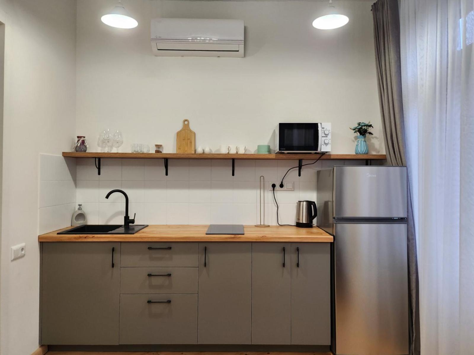 Old Gold Anteon Apartment Тбилиси Стая снимка