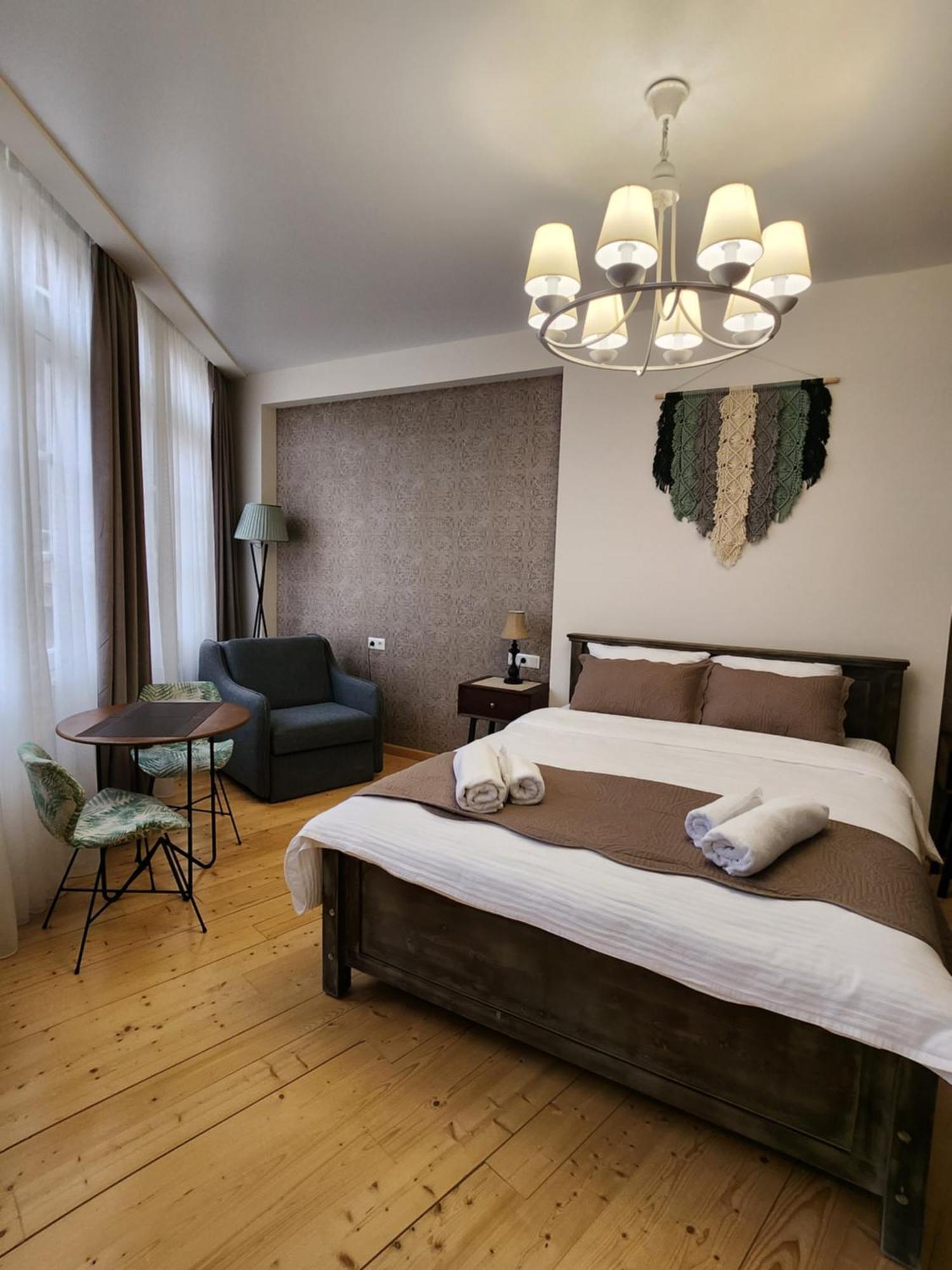 Old Gold Anteon Apartment Тбилиси Екстериор снимка